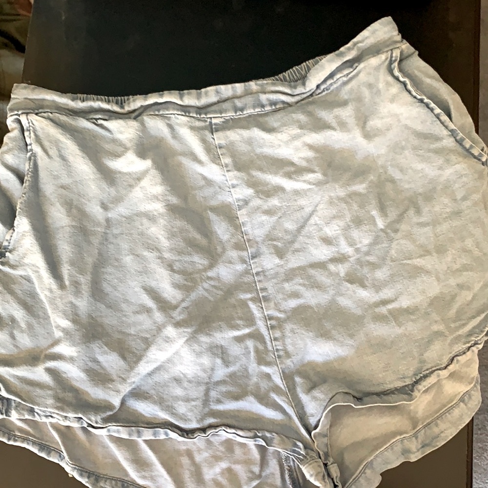 Forever 21 soft denim shorts L